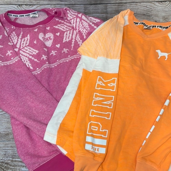 Set of PINK VS Crewnecks size Small